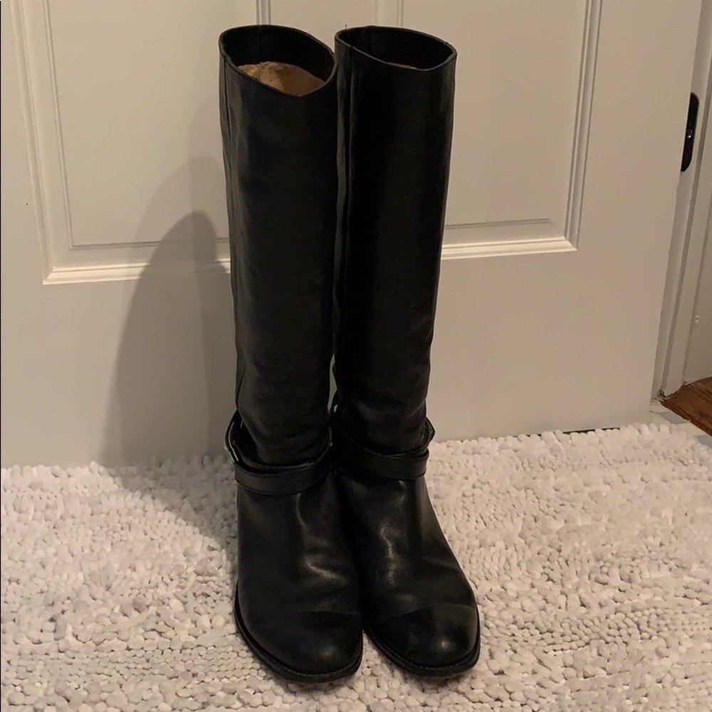 Ladies knee high leather boots
